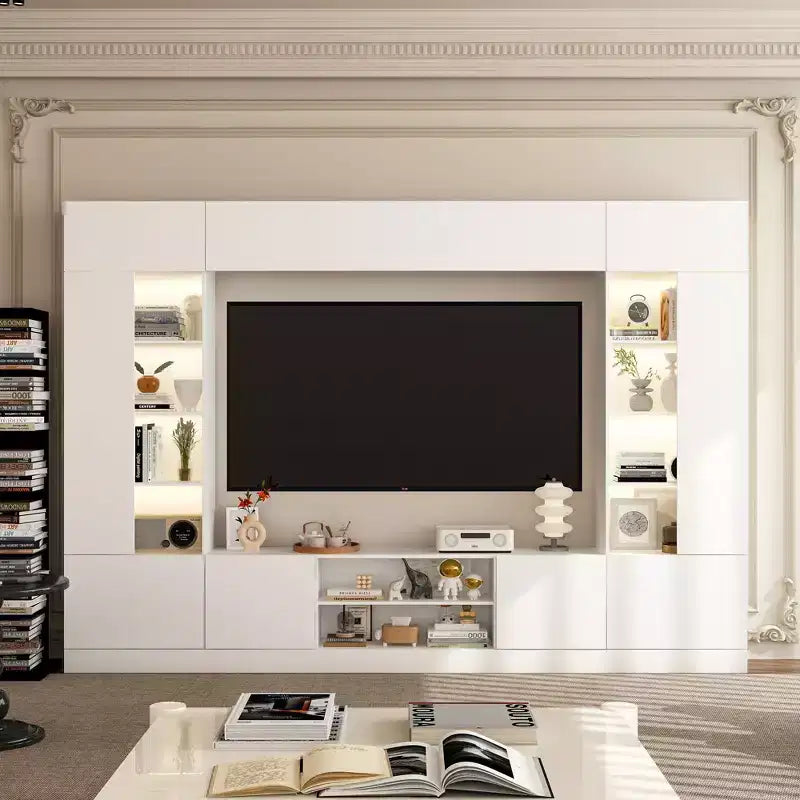 Grand centre de divertissement tout-en-un : Un meuble TV esthétique et pratique, indispensable au salon.