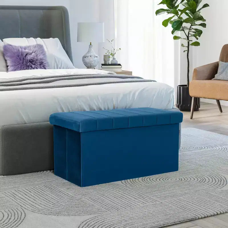 Ottoman de rangement d'appoint classique en velours bleu avec coussin