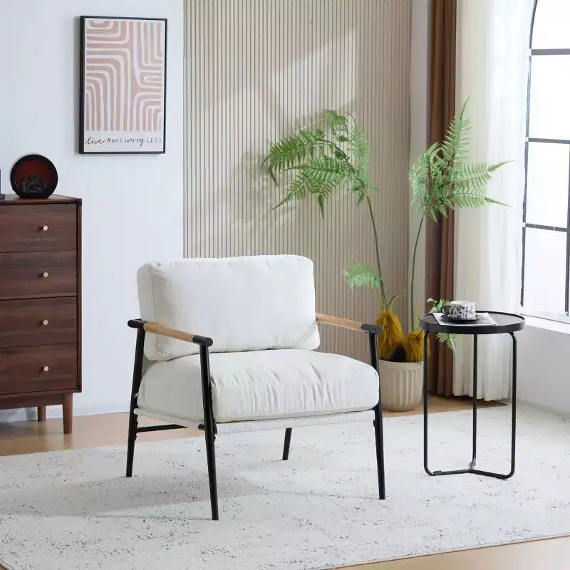 Fauteuil moderne, coussins moelleux, structure métallique minimaliste, accoudoirs en bois, salon, chambre, bureau