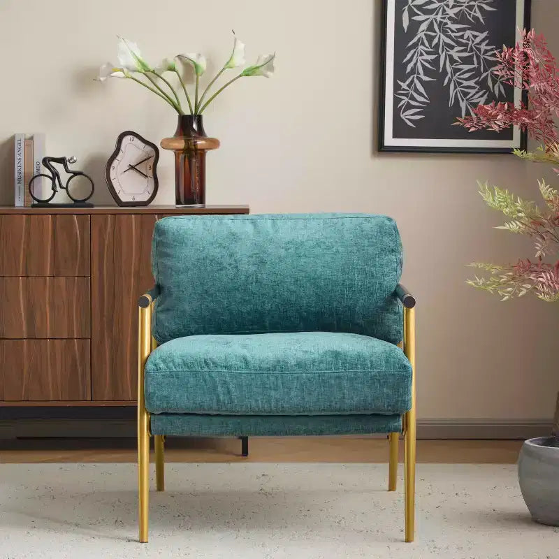 Fauteuil moderne, coussins moelleux, structure métallique minimaliste, accoudoirs en bois, salon, chambre, bureau